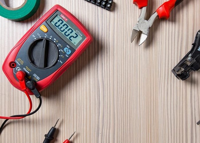 Expert Electricians in Dubai & Abu Dhabi