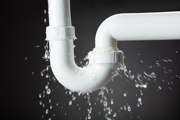 Solution for leak pipes: How to fix a leaky pipe joint?