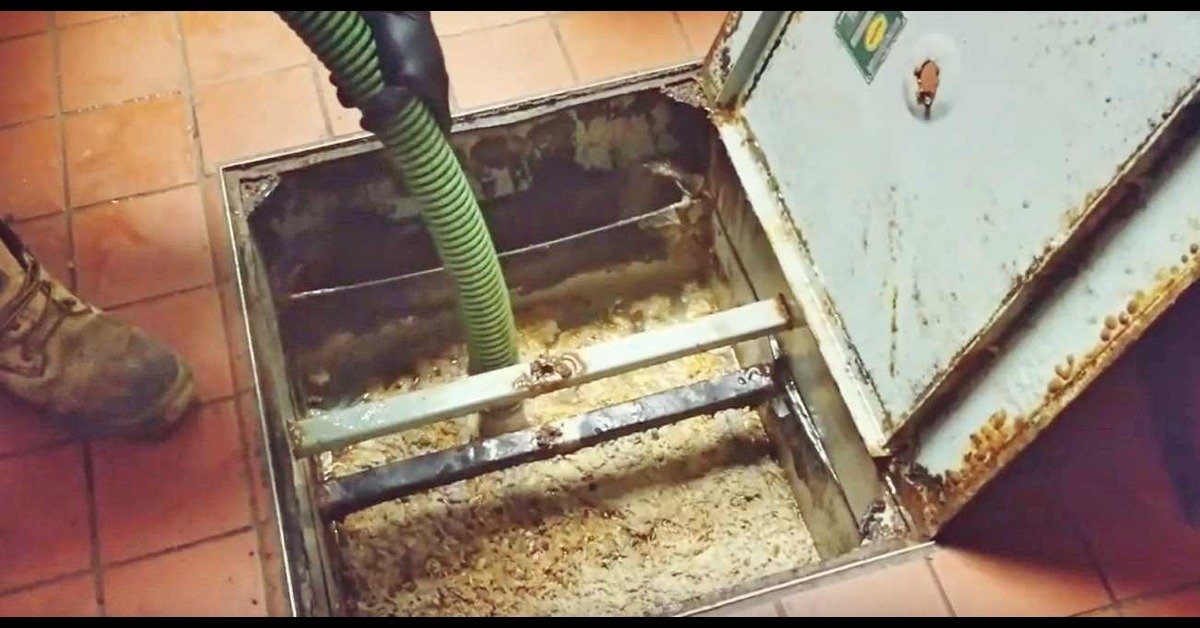 How a Professional Grease Trap Cleaning Company Can